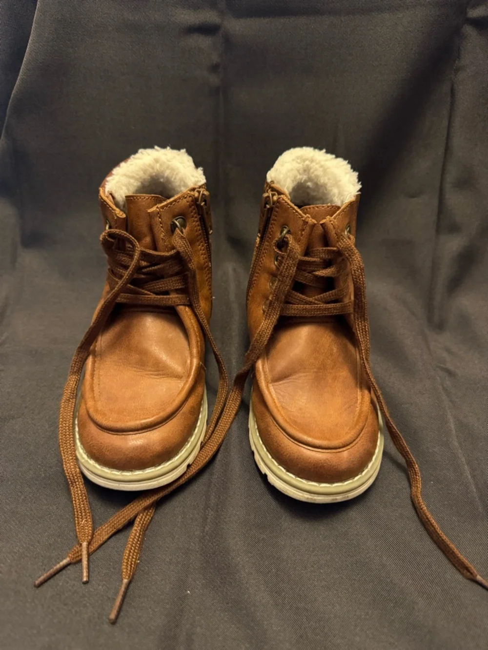EUC- Toddler Boys Old Navy Brown Boots size 11 - Picture 3 of 12